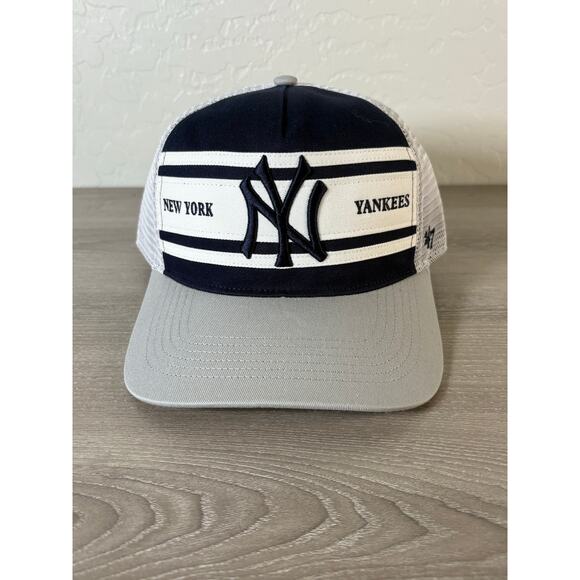 New York Yankees MLB 47 Brand Men's Blue White Trucker Snapback Hat OSFA- NWOT - Picture 1 of 6